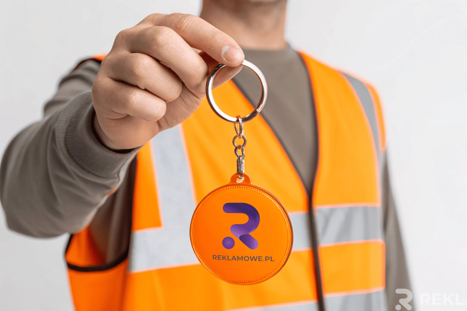 Kolorowe odblaski używane w reklamie