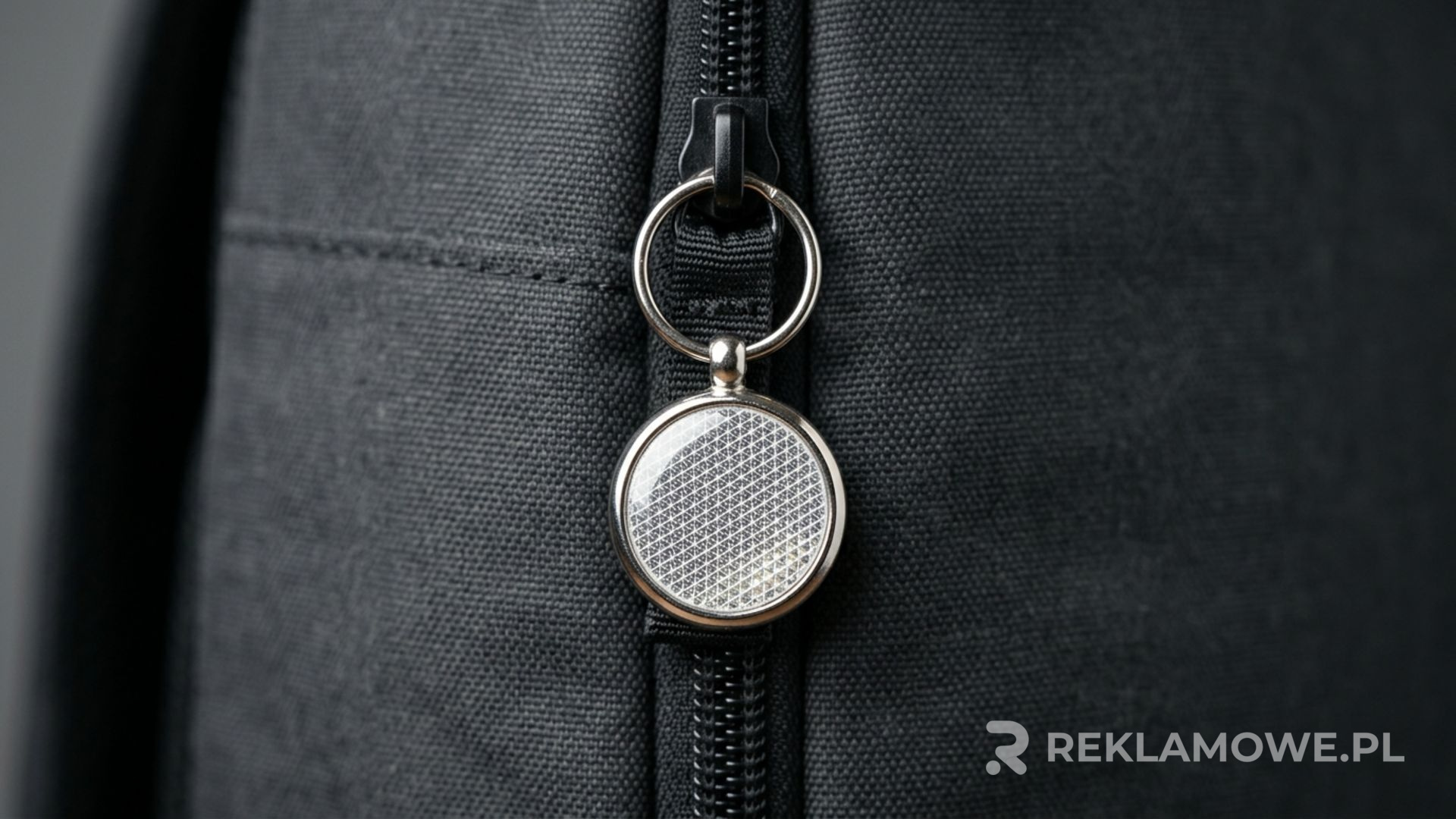 Odblask reklamowy dla dzieci jako bezpieczny i praktyczny gadżet promocyjny