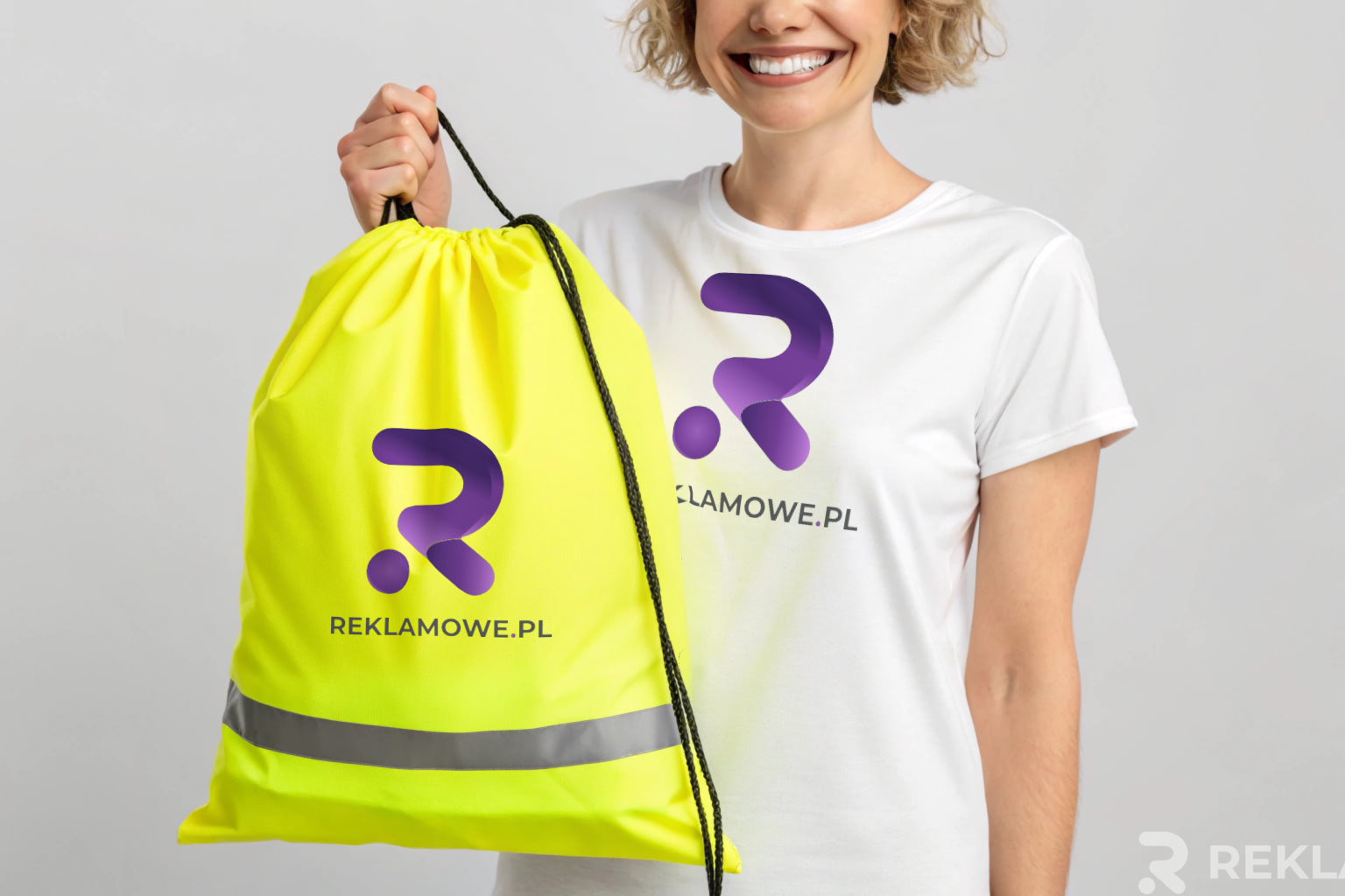 Odblaski reklamowe widoczne po zmroku